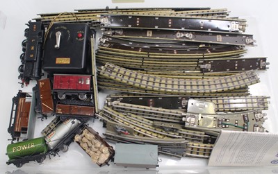 Lot 342 - A Mixed lot of Hornby Dublo 3 rail to include...