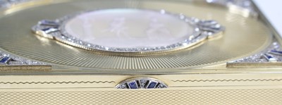 Lot 1232 - A George V 18 carat gold snuff-box, of hinged...