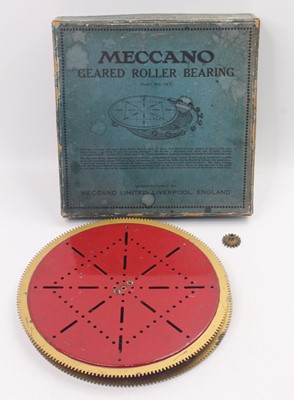 Lot 1556 - Meccano part No.167 gear roller bearing. This...