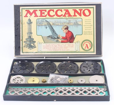 Lot 1562 - Meccano Inventors Outfit A in original Meccano...