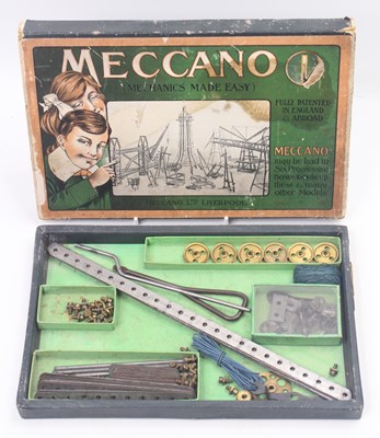 Lot 1563 - Early Meccano "Mechanics Made Easy" Circa...