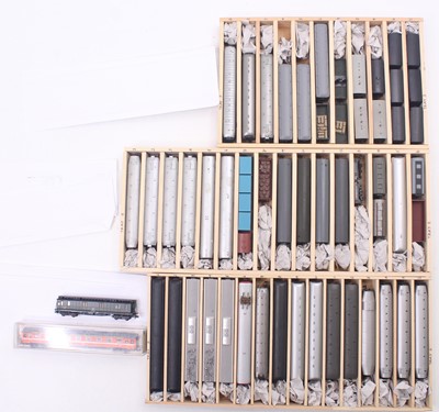 Lot 605 - A large quantity of N gauge continental and...