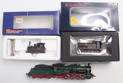 Lot 567 - Three HO gauge locos to include a Fleischmann...