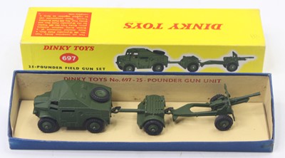 Lot 1405 - Dinky Toys No. 697 25-Pounder Field Gun Set,...
