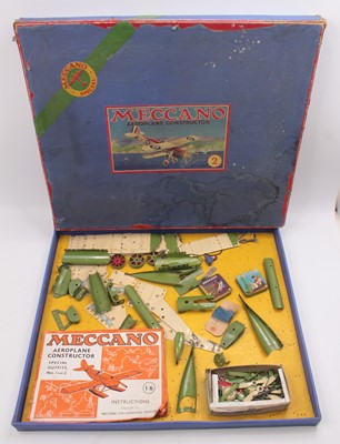 Lot 1611 - A Meccano constructor No. 2 outfit, comprising...