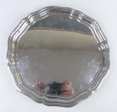 Lot 1096 - A George IV silver drinks tray, of shaped...