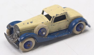 Lot 1275 - Dinky Toys 24F, Sportsman Coupe, cream body...