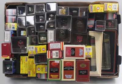 Lot 819 - A large collection of various modern issue...