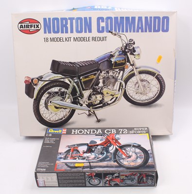 Lot 1009 - Revell/Airfix 1/8 scale group of 2 plastic...