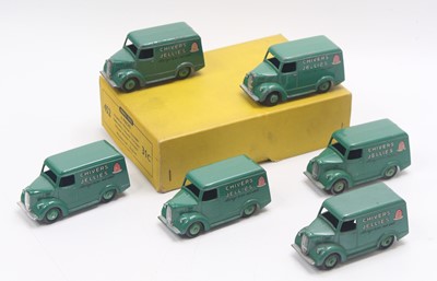 Lot 1384 - Dinky Toys 31c Trojan van original Trade box...