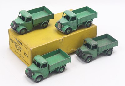 Lot 1378 - Dinky Toys No. 25W/411 Bedford truck trade box...