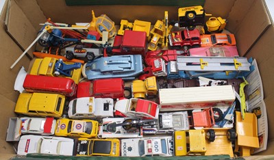 Lot 901 - One tray containing mixed play-worn diecast to...
