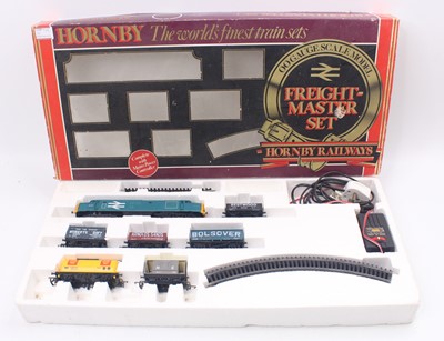 Lot 470 - Hornby 00 gauge Toplink Freightmaster set,...