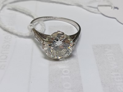 Lot 1202 - A white metal diamond solitaire ring,...
