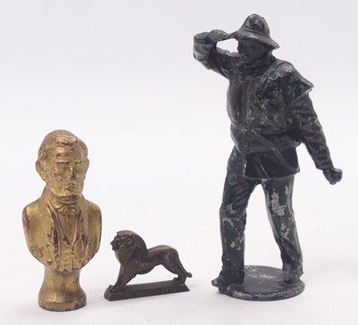 Lot 2138 - Lead figure group of 3 to include; a...