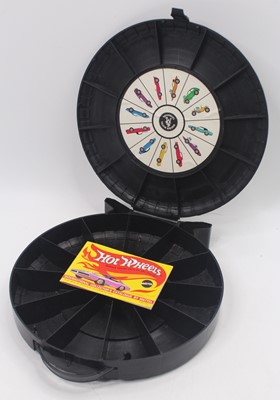 Lot 1620 - Hot Wheels (Mattel) a plastic empty case for...