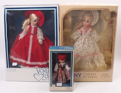 Lot 1864 - Collection of boxed Matchbox Vogue Dolls, all...