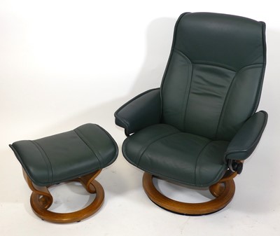 Lot 384 - A contemporary Stressless Juniper green...