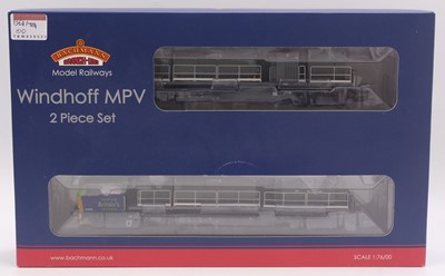 Lot 318 - Bachmann 00 gauge Windhoff MPV 2 piece set,...