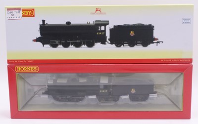 Lot 367 - Hornby 00 gauge Q6 Class in BR unlined black,...