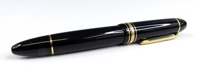 Lot 1234 - A Montblanc Meisterstuck No.149 fountain...