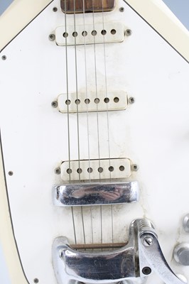 Lot 602 - A Vox Phantom type six string electric guitar,...