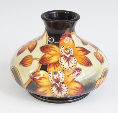 Lot 4 - A contemporary Moorcroft pottery squat...