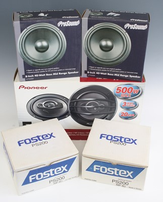 Lot 633 - A collection of audio equipment to include a...