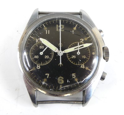 Lot 1215 - A gent's C.W.C. military chronograph...