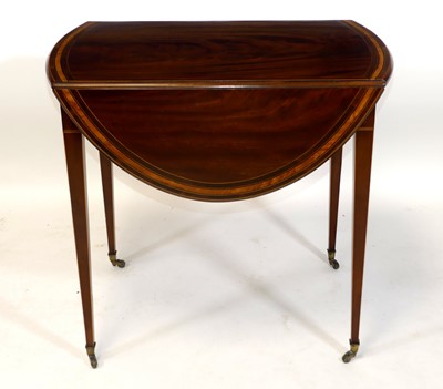 Lot 1440 - A Sheraton period mahogany, satinwood and...