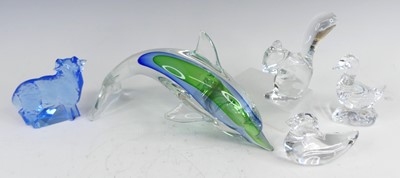 Lot 76 - A collection of five various studio glass...