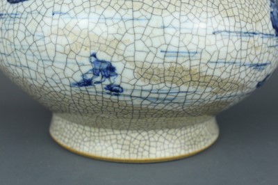 Lot 2030 - A large Chinese ge type bottle vase with blue...