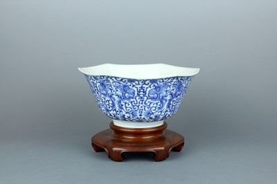 Lot 2120 - A Chinese blue and white hexagonal bowl, Qing...