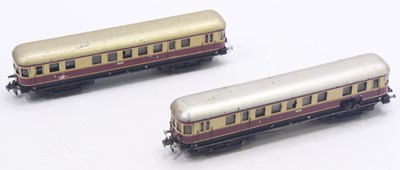Lot 551 - Trix Twin Diesel Flyer, no.20/58, in DB cream...