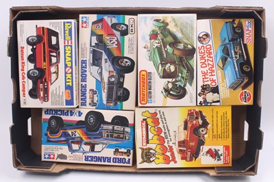 Lot 809 - Revell/Airfix and other 1/32 scale group of 6...