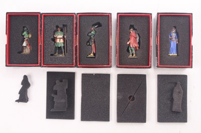 Lot 1911 - King & Country group of 5 Robin Hood Series...