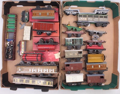 Lot 118 - Two trays containing Hornby 0 gauge rolling...
