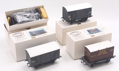 Lot 193 - Four 0 gauge finescale Parkside Dundas wagons,...