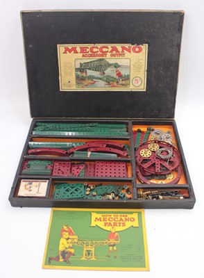 Lot 1649 - A Meccano No. 5A Outfit comprising of parts in...