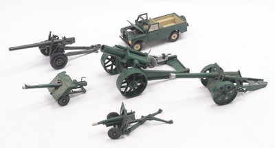 Lot 1930 - Britains group of 6 loose mostly military...