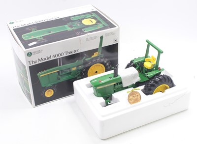 Lot 1785 - ERTL 1/16 scale Model of a No.5684 John Deere...