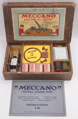 Lot 1636 - A Meccano rare electrical outfit No. 2,...