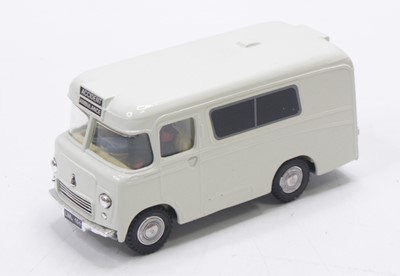 Lot 1697 - A repainted Spot-On Models No. 207 Wadham...