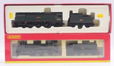 Lot 358 - Two Hornby 00 gauge locos to include a King...