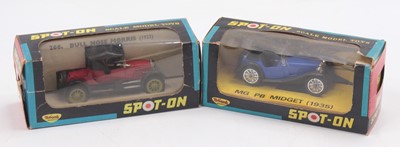 Lot 1710 - A Triang Spot-On Models boxed saloon group to...