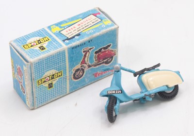 Lot 1719 - A Triang Spot-On Models Lambretta Scooter,...