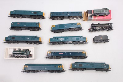 Lot 456 - Un-boxed locos: nine diesels & two steam....