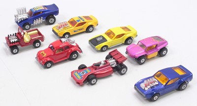 Lot 1514 - A collection of eight various loose Matchbox...