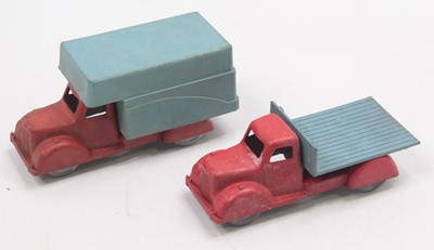Lot 1597 - Robin Hood group of 2 to include a flatbed...