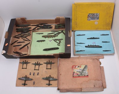 Lot 1950 - One tray of Timpo Battle fleet, to include two...